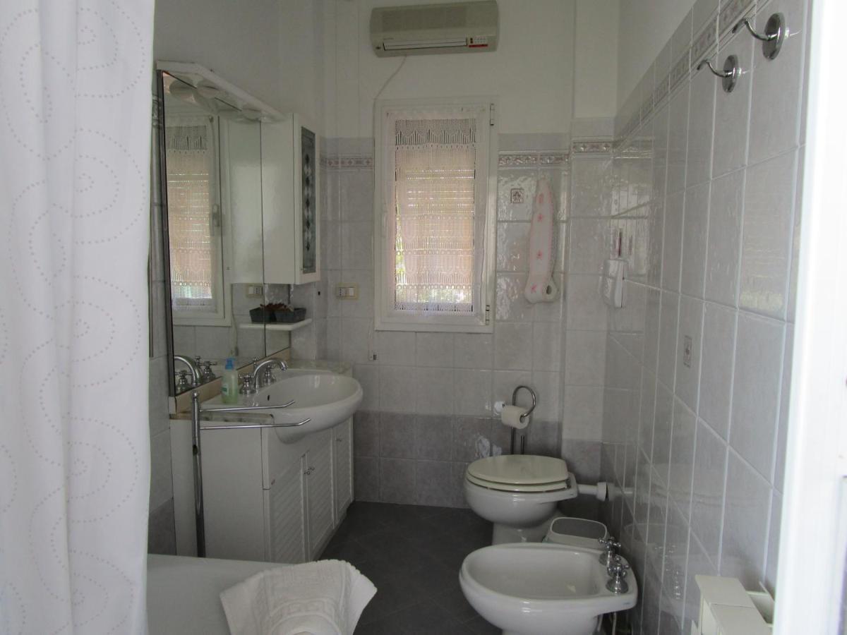 Cinque Terre & Portofino Lodge-Dependance Bracco โมเนเลีย ภายนอก รูปภาพ