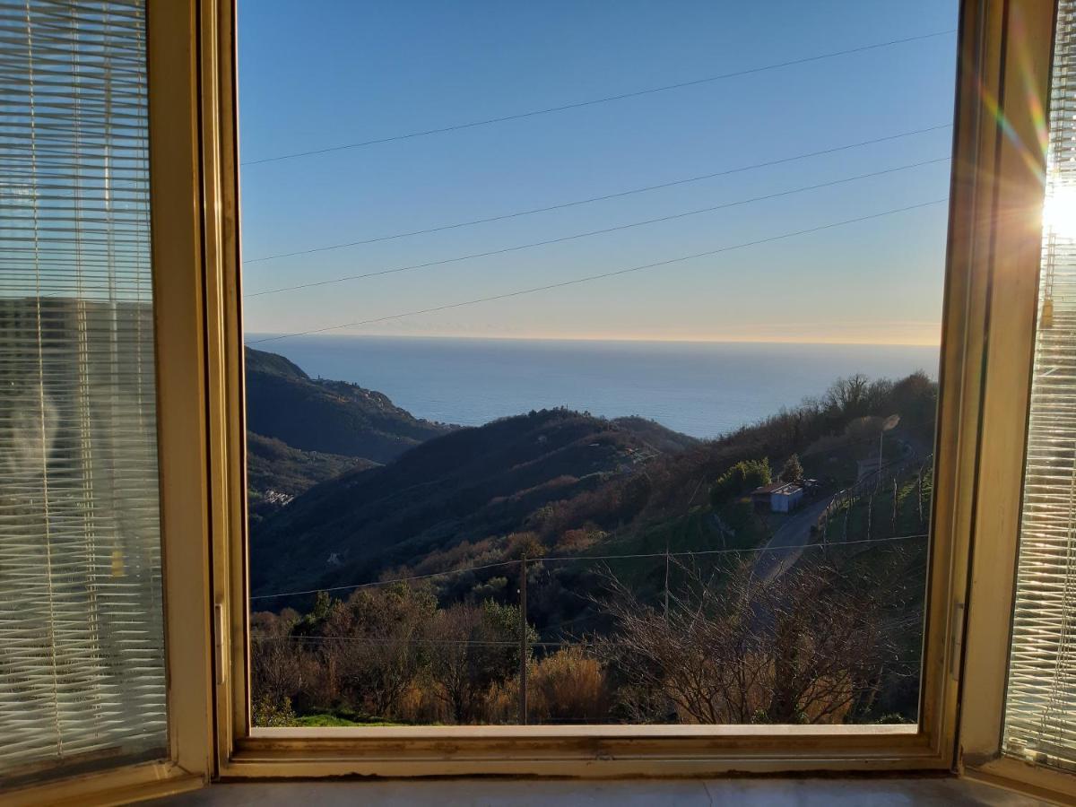 Cinque Terre & Portofino Lodge-Dependance Bracco โมเนเลีย ภายนอก รูปภาพ